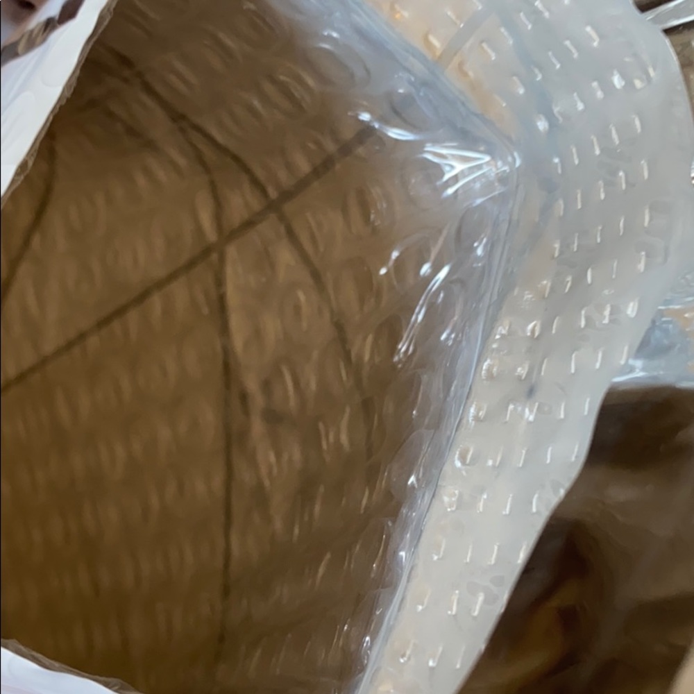 25 4”X8” Marble Bubble Mailers CLEARANCE - Picture 6 of 7